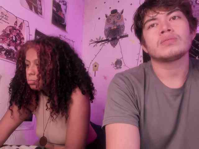 HotHoneyChile webcam