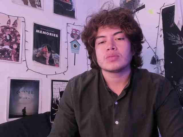 HotHoneyChile webcam