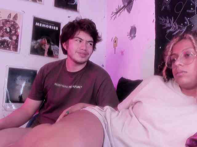 HotHoneyChile webcam