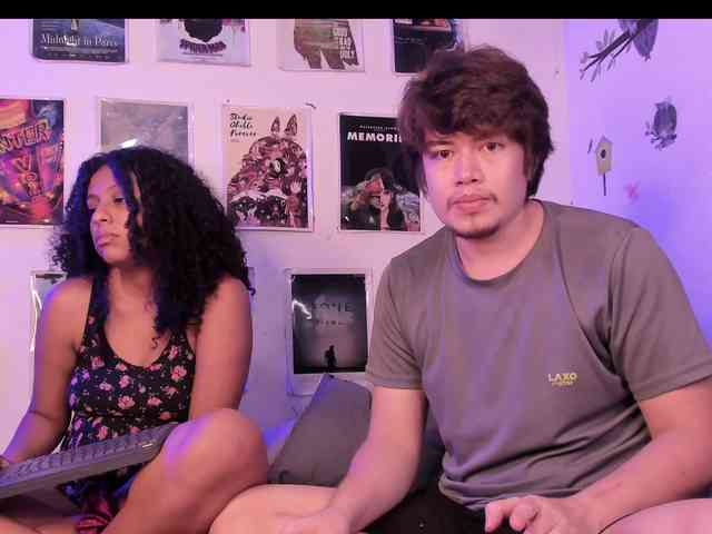 HotHoneyChile webcam