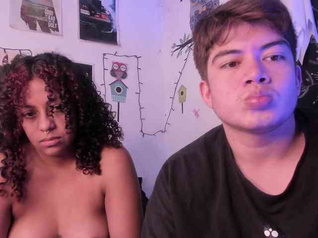 HotHoneyChile webcam