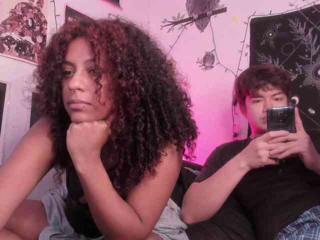 HotHoneyChile webcam