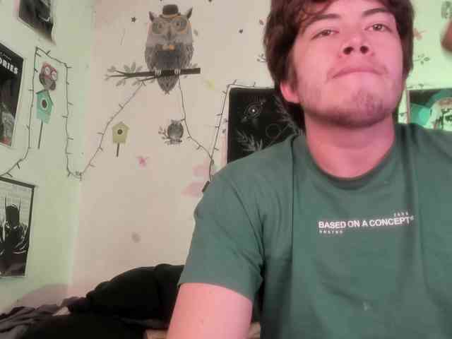 HotHoneyChile webcam