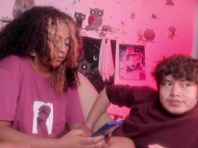 HotHoneyChile webcam