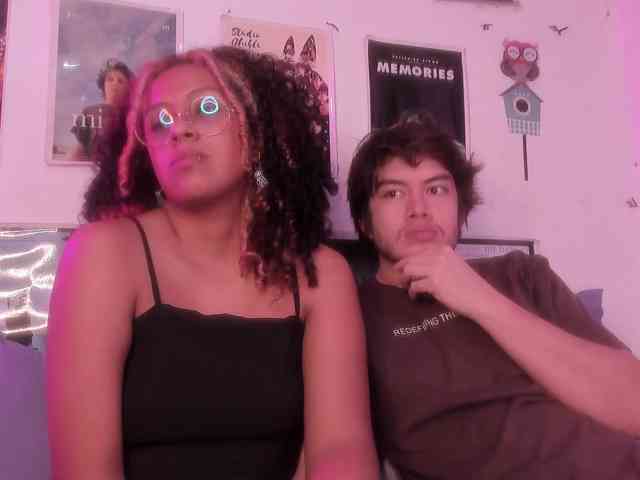 HotHoneyChile webcam