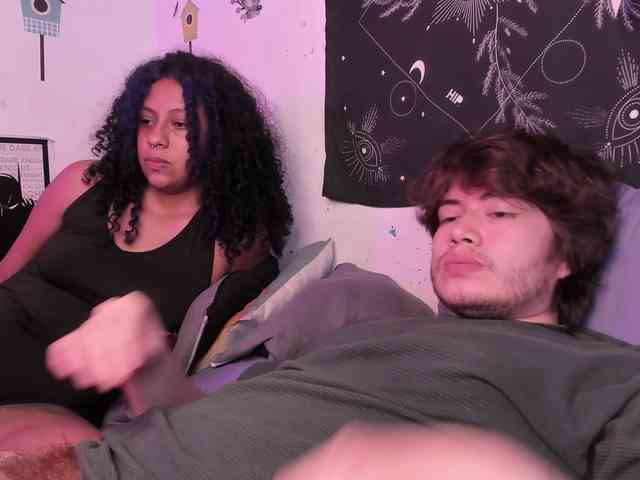 HotHoneyChile webcam