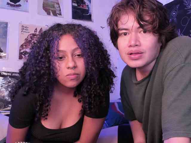 HotHoneyChile webcam