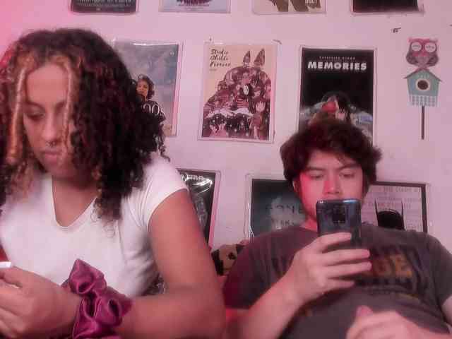 HotHoneyChile webcam