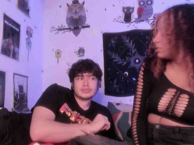 HotHoneyChile webcam