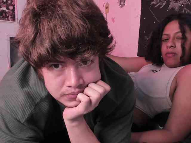 HotHoneyChile webcam