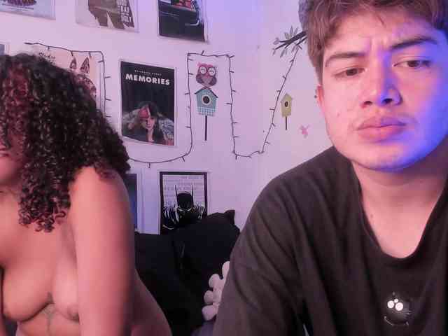 HotHoneyChile webcam