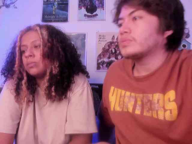 HotHoneyChile webcam