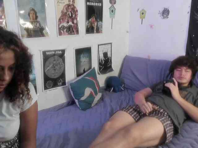 HotHoneyChile webcam