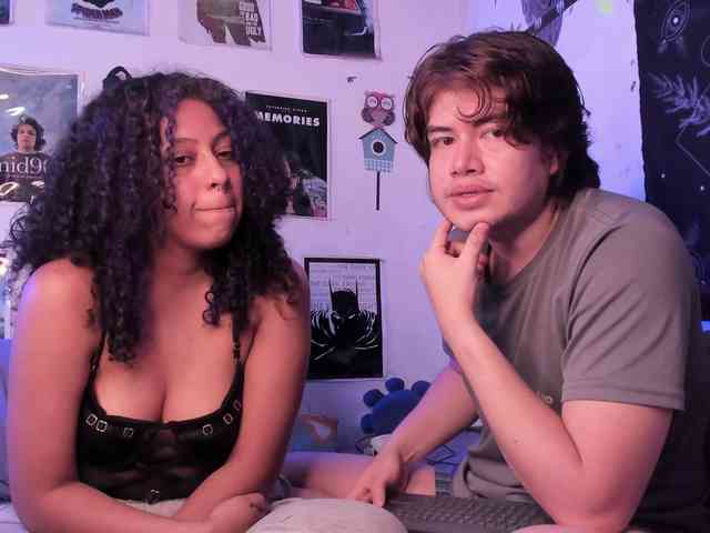 HotHoneyChile webcam