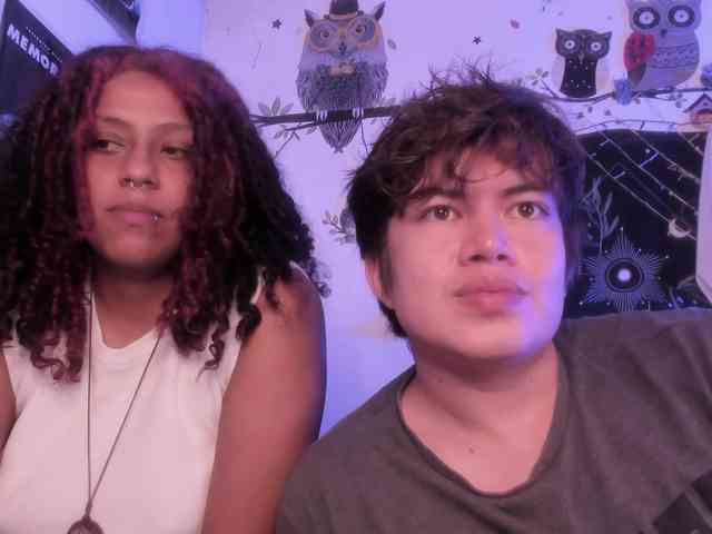 HotHoneyChile webcam