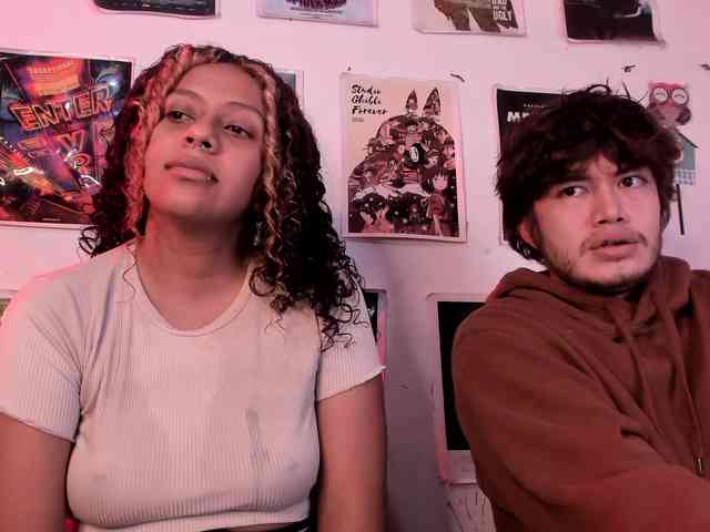 HotHoneyChile webcam