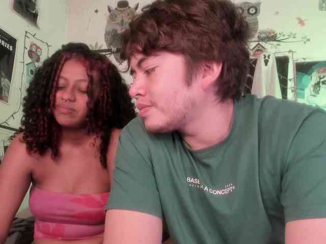 HotHoneyChile webcam