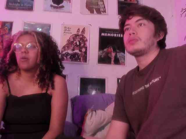 HotHoneyChile webcam