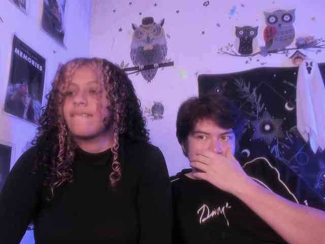 HotHoneyChile webcam