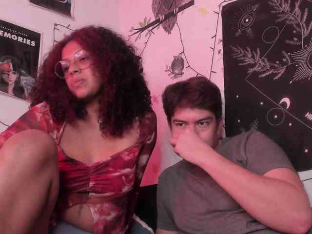 HotHoneyChile webcam