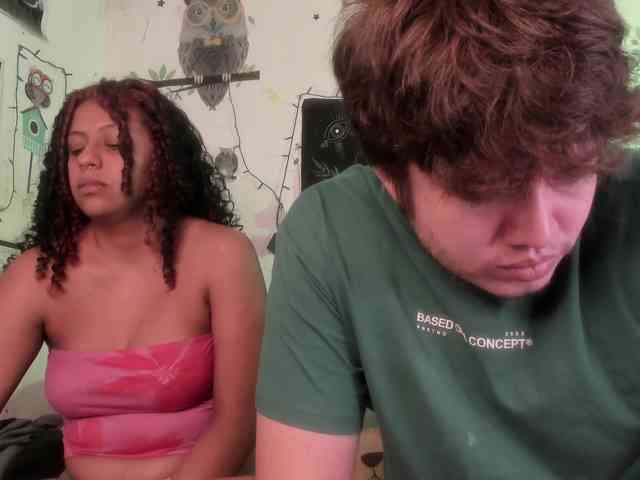 HotHoneyChile webcam