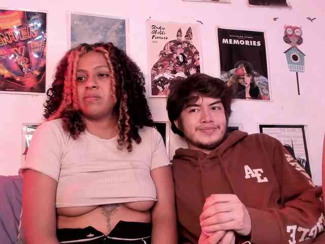 HotHoneyChile webcam