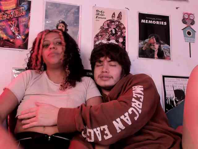 HotHoneyChile webcam