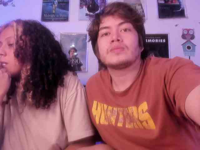 HotHoneyChile webcam