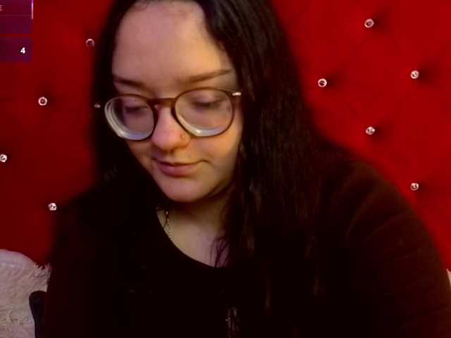 charlotte-ls's BongaCams show and profile