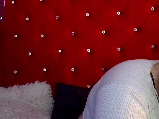 charlotte-ls webcam bongacams model stream image