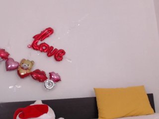 ValeriaFoxx Porn Show