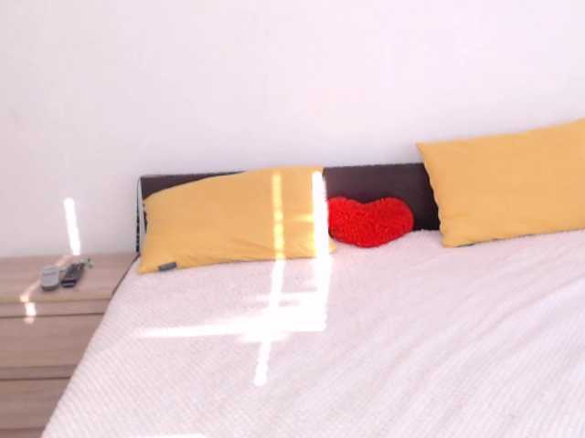 ValeriaFoxx's BongaCams show and profile