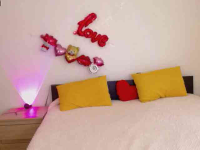 ValeriaFoxx webcam