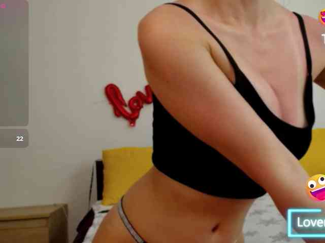 ValeriaFoxx webcam