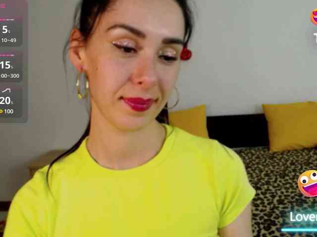 ValeriaFoxx webcam