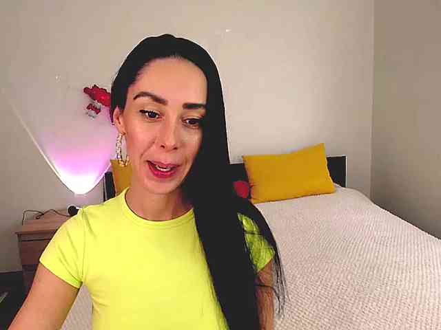 ValeriaFoxx webcam