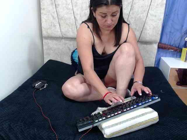 LadyNatasha webcam