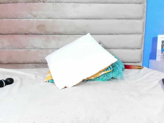 KyleDoom's BongaCams show and profile