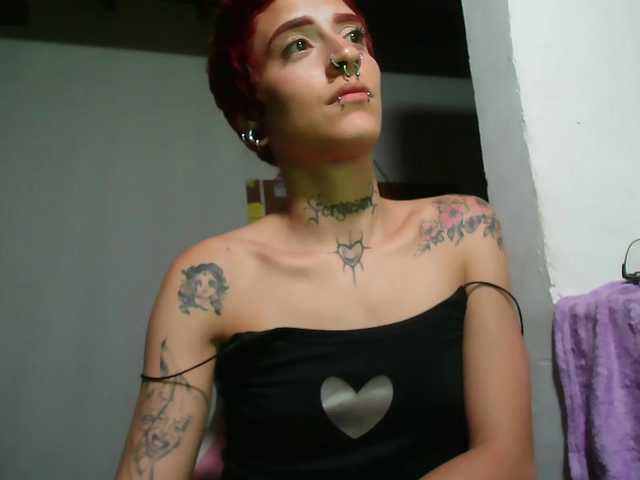 AlinaSvetlana's BongaCams show and profile