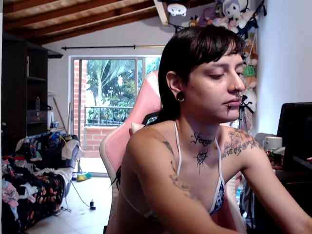 AlinaSvetlana AlinaSvetlana