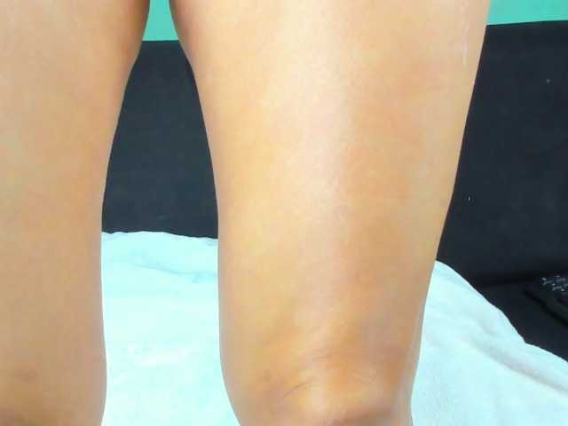 PriscilaSmiith25's BongaCams show and profile