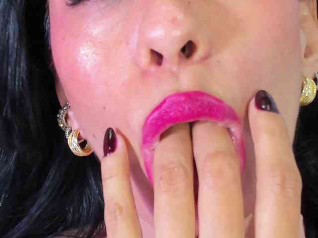 PriscilaSmiith25 webcam