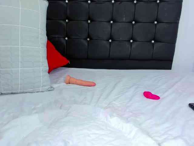 PriscilaSmiith25 webcam