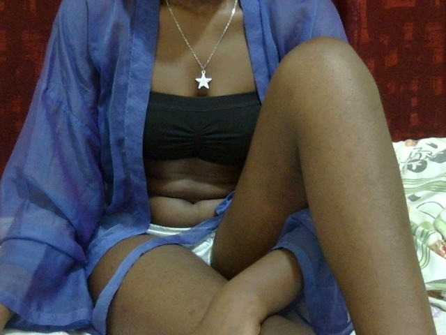 Sweetnanah webcam bongacams model stream image