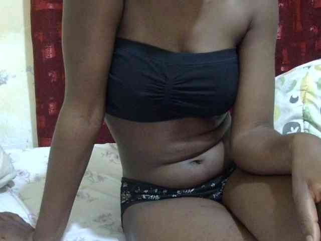 Sweetnanah Live Webcam on BongaCams