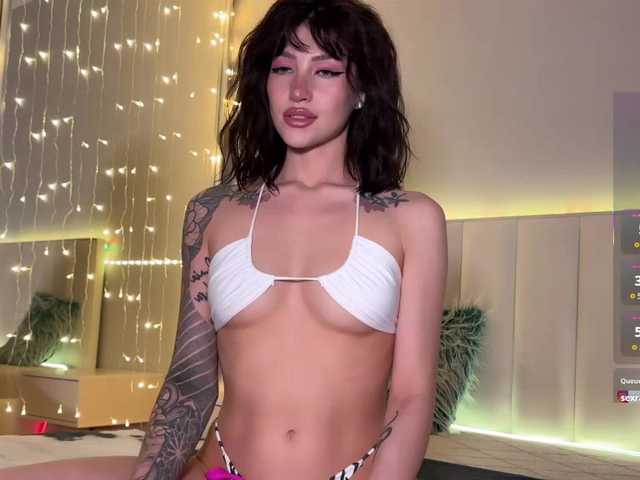 AllweNEEDisLOVE's BongaCams show and profile