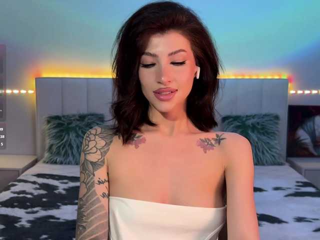 AllweNEEDisLOVE's BongaCams show and profile