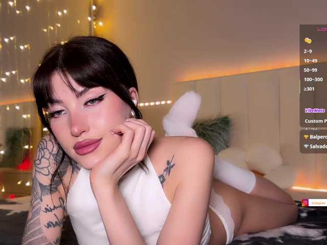AllweNEEDisLOVE's BongaCams show and profile
