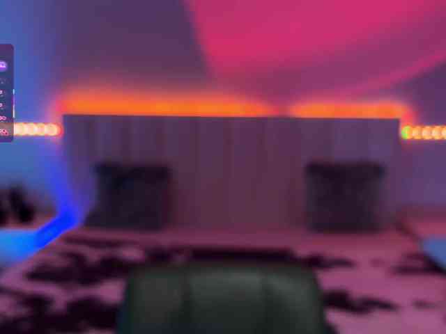 AllweNEEDisLOVE webcam