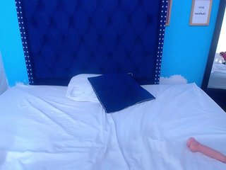 kinky-redhead18 Porn Show